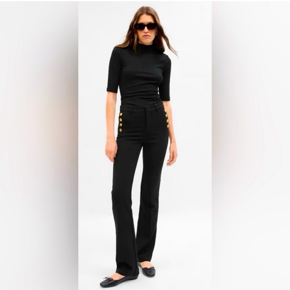 🔥NEW WITH TAGS🔥 GAP BABY BOOT CUT PANT SIZE 6